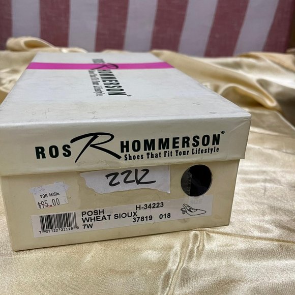 NWB Ros R Hommerson Posh Wheat Sioux Heels 7 W - Picture 5 of 5
